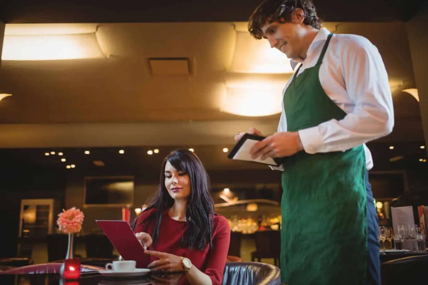 5 Best Server Books for Waiters