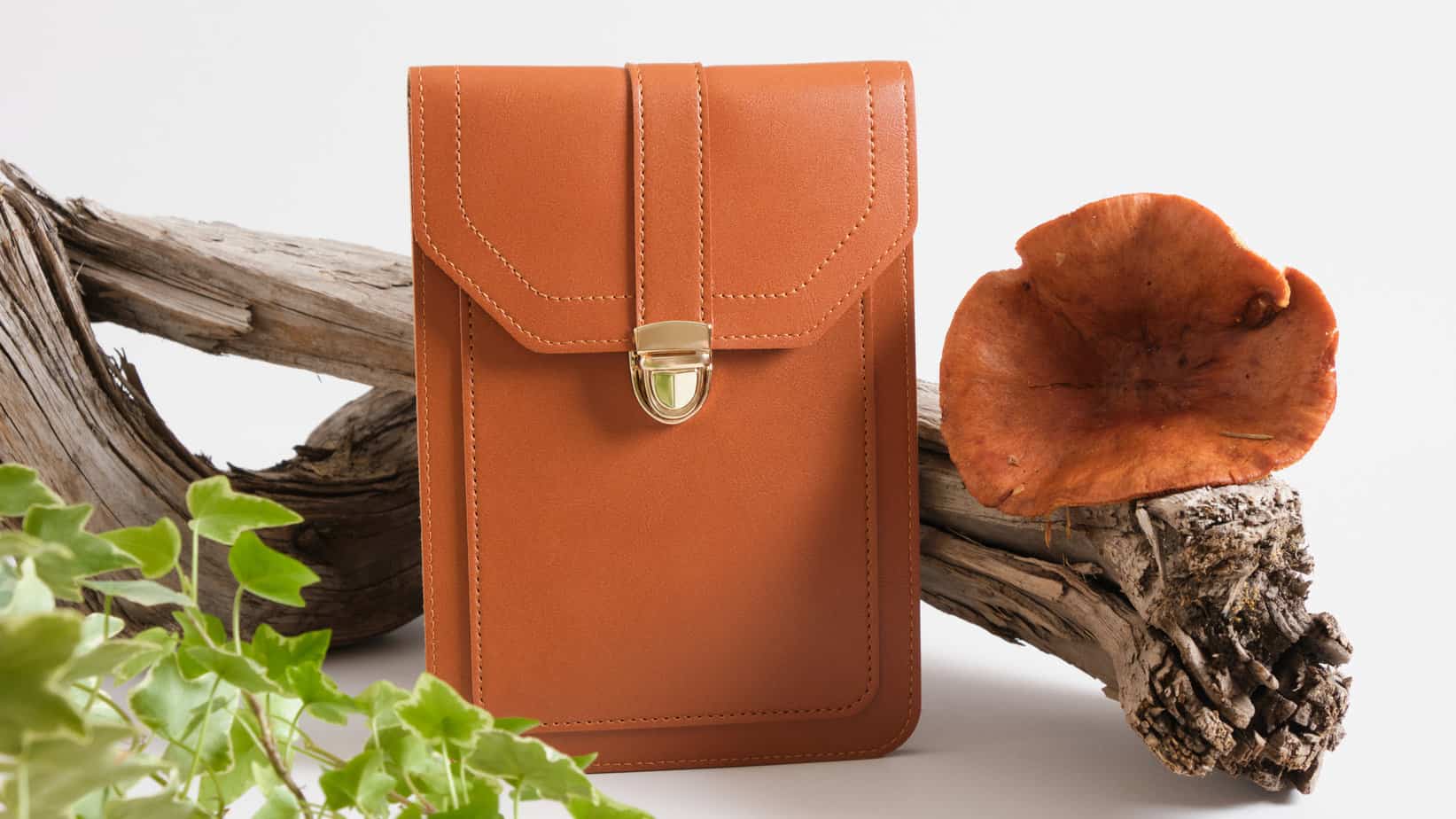 what is vegan leather - image of mushroom leather bag